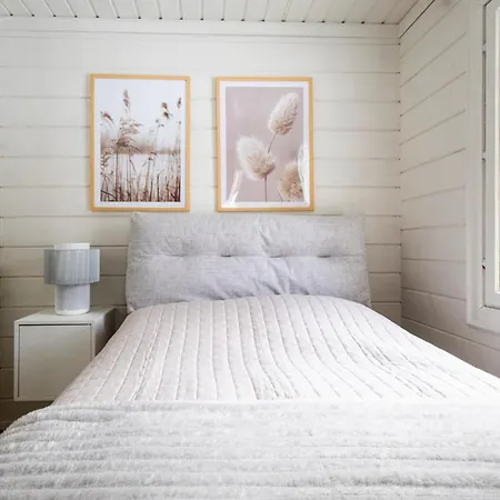 In Lapland - Yllaes Kaarnikkakuja 12 Ylläsjärvi